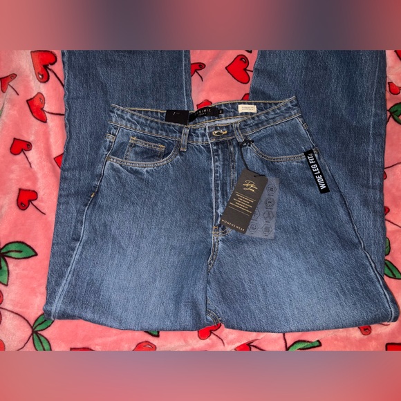 Deminic Denim - NWT Deminic Wide Leg Fit Women’s Blue Jeans Sz 32